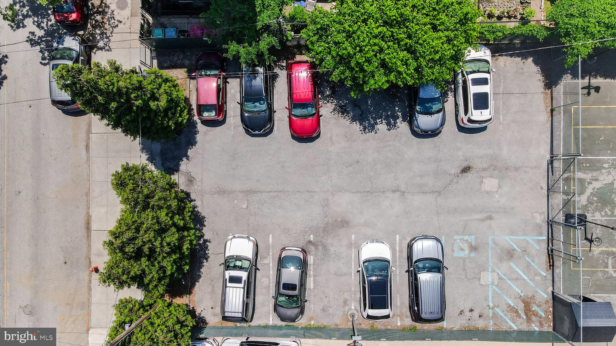 SPRUCE HILL - Commercial Sale