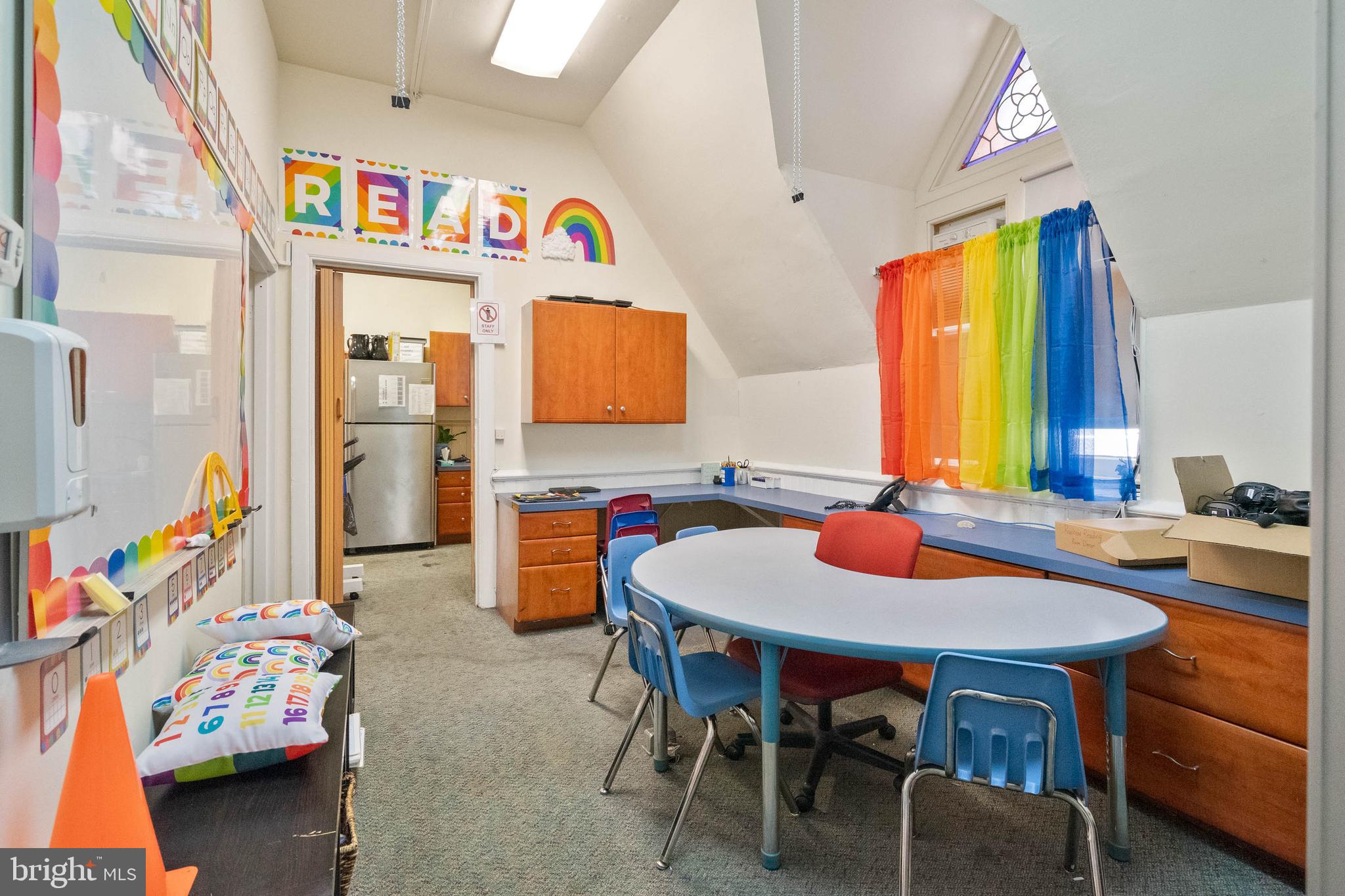 SPRUCE HILL - Commercial Sale