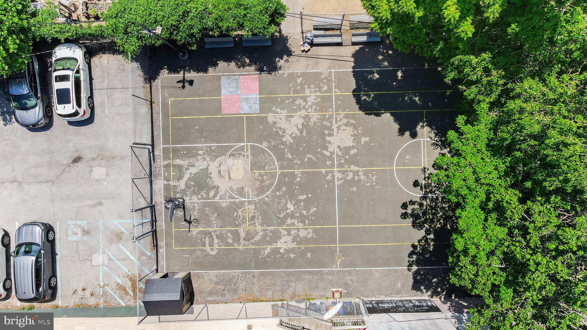 SPRUCE HILL - Commercial Sale