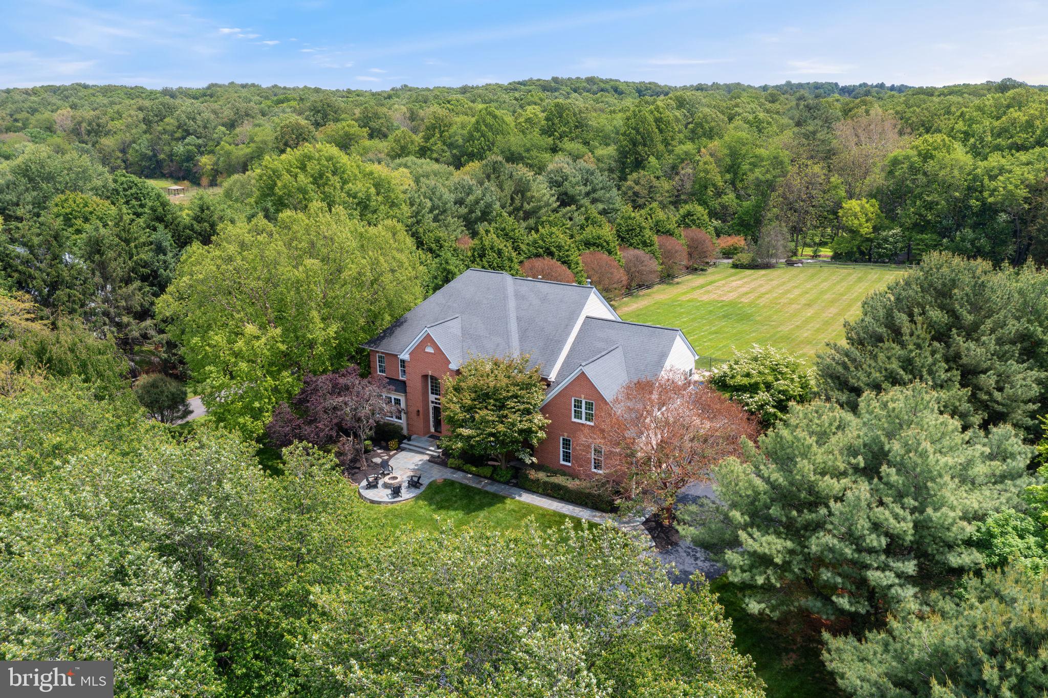 SPRING MEADOWS - Residential