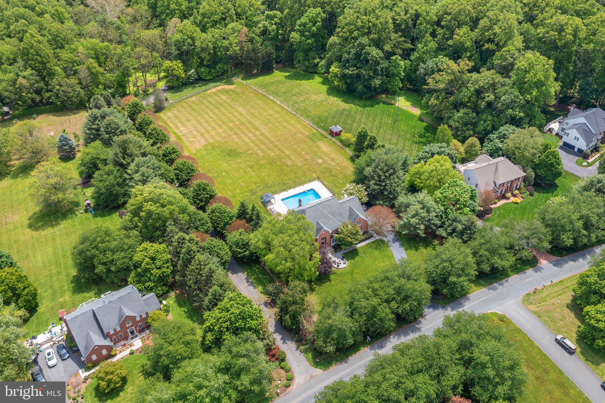 SPRING MEADOWS - Residential