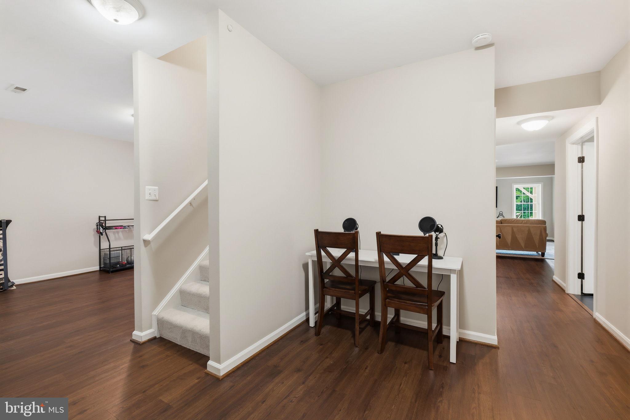 SPRING MEADOWS - Residential