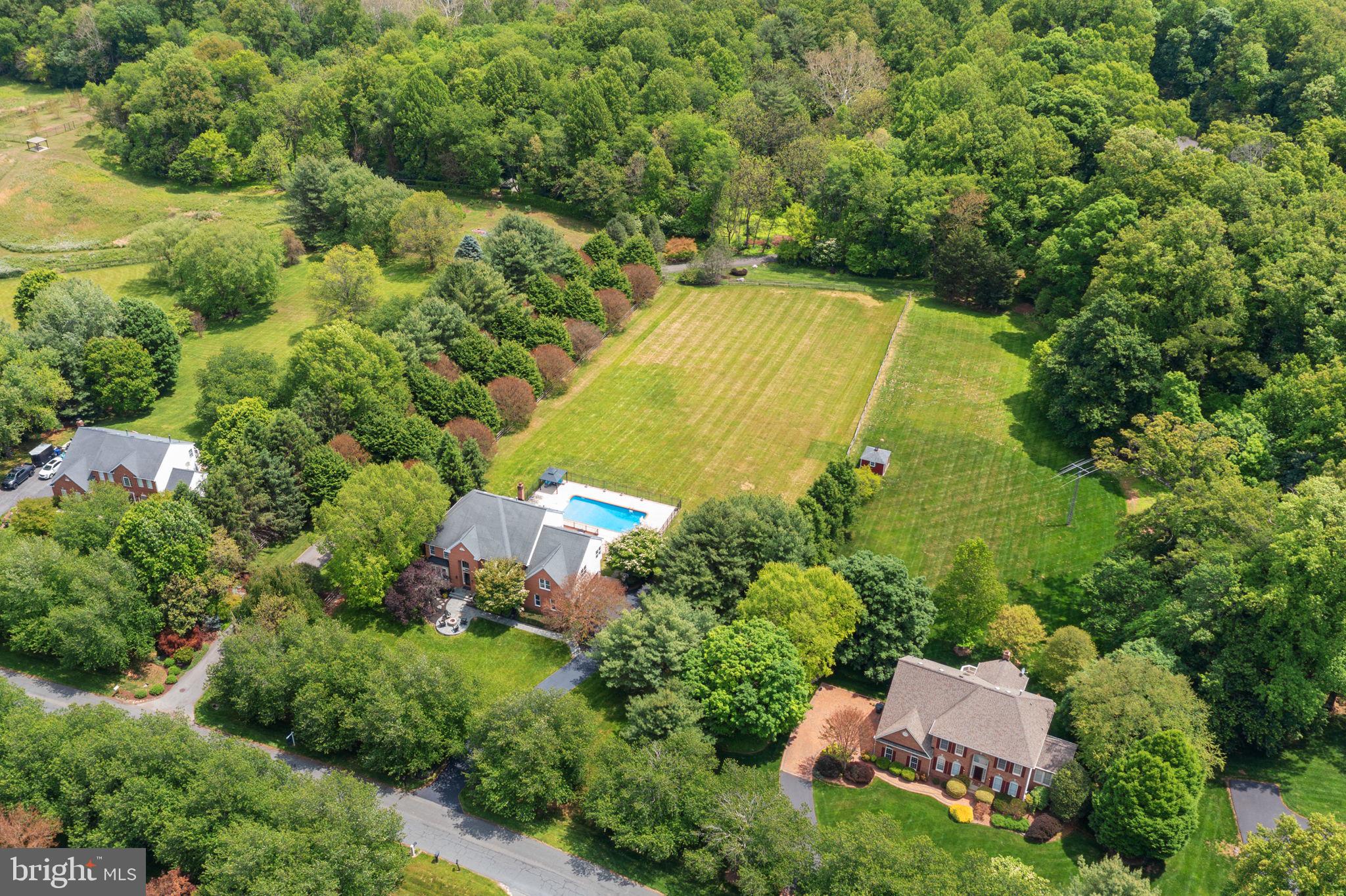 SPRING MEADOWS - Residential