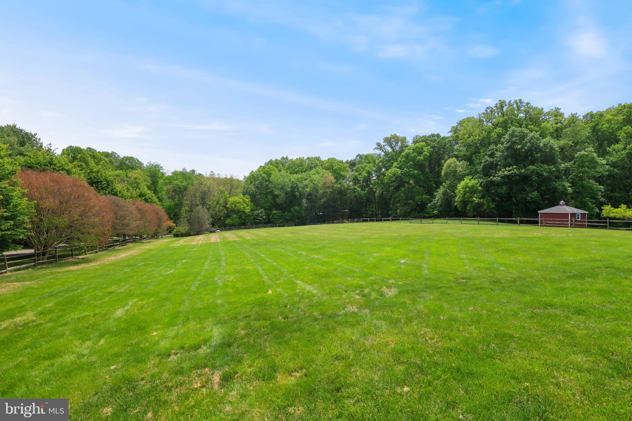 SPRING MEADOWS - Residential