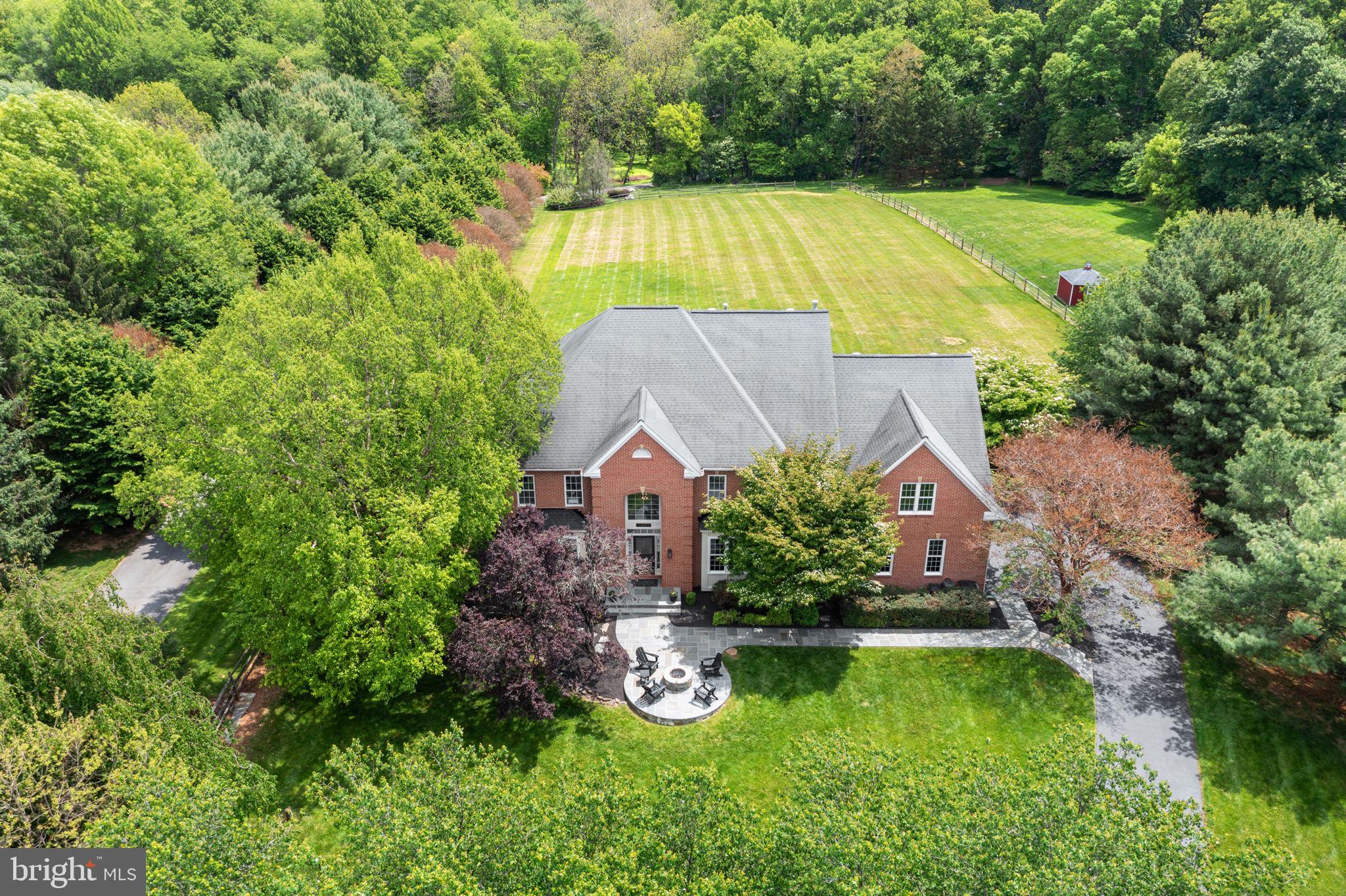 SPRING MEADOWS - Residential