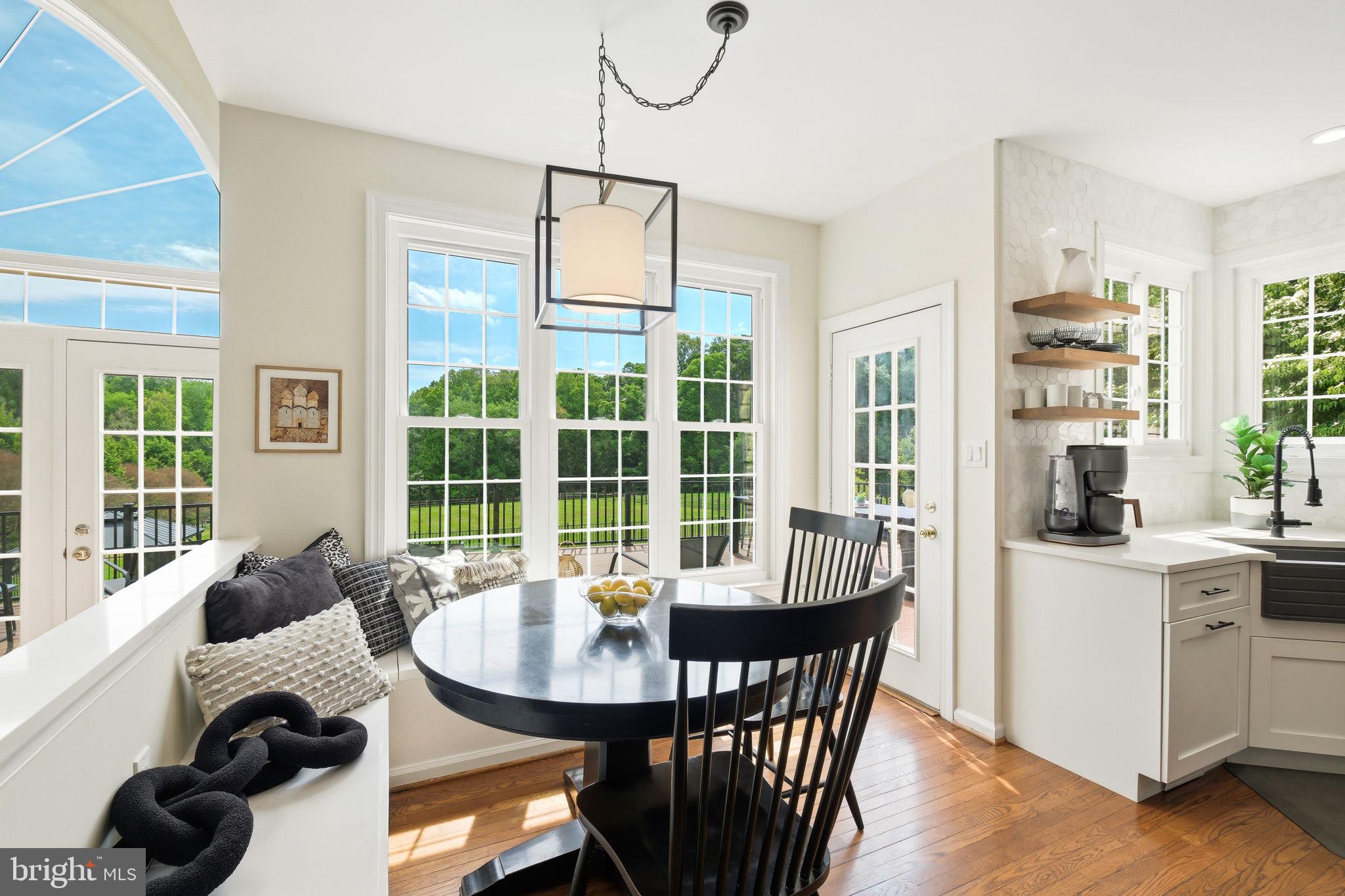 SPRING MEADOWS - Residential