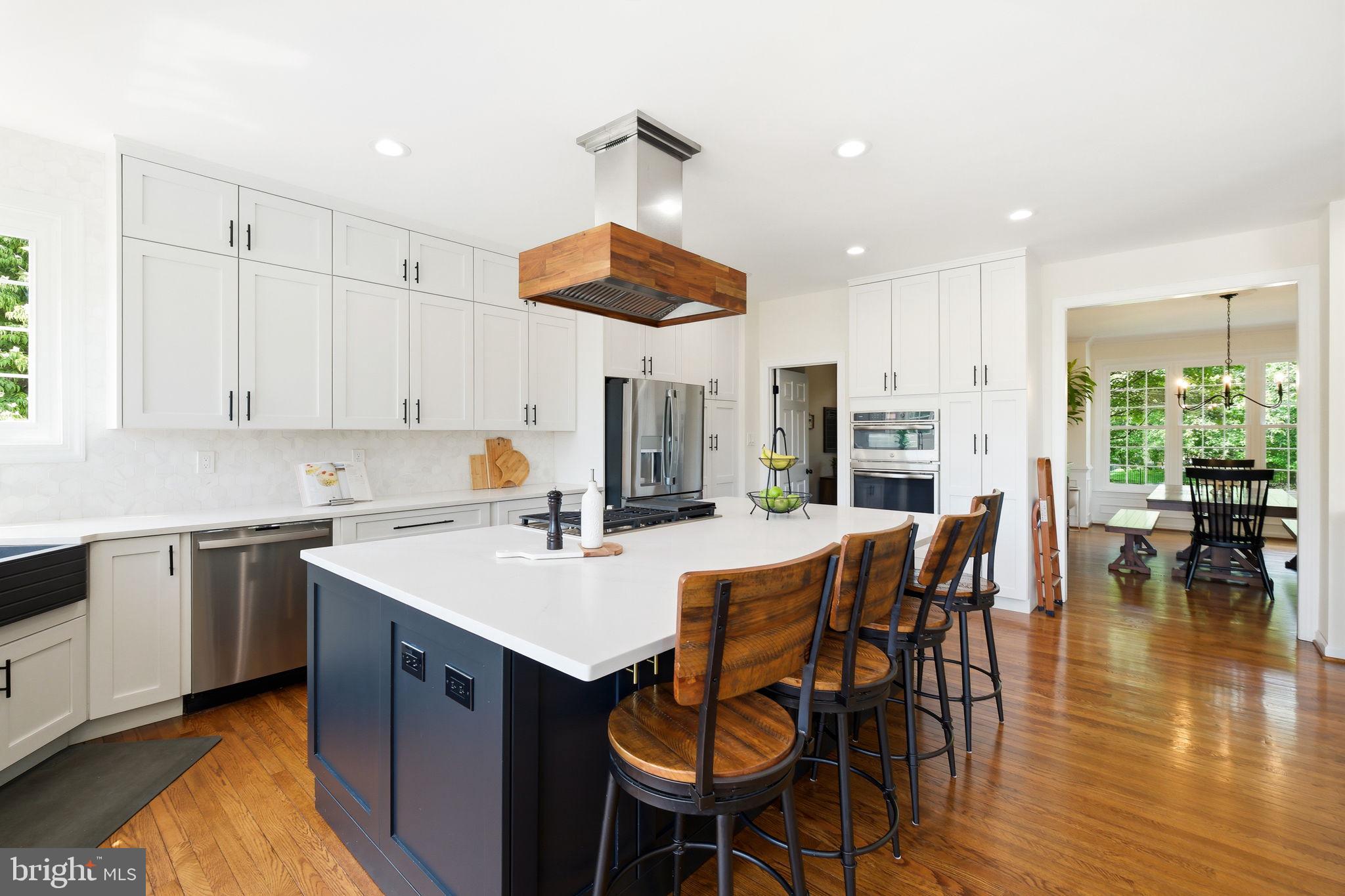 SPRING MEADOWS - Residential