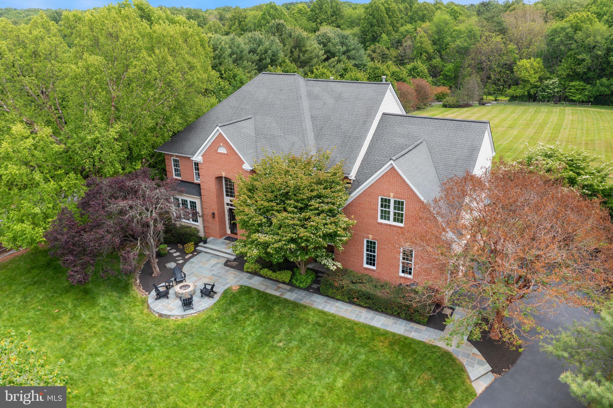 SPRING MEADOWS - Residential