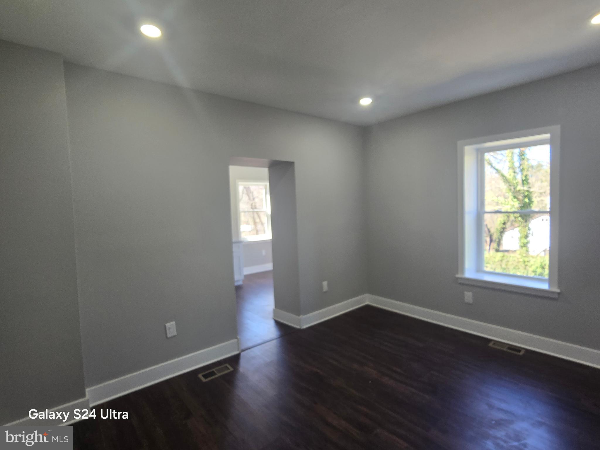 ELKINS PARK - Residential Lease