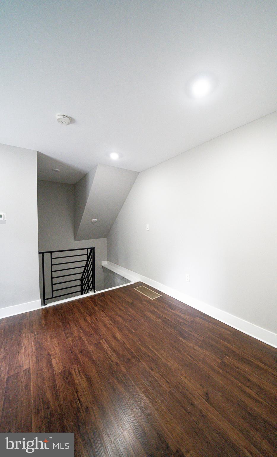 ELKINS PARK - Residential Lease