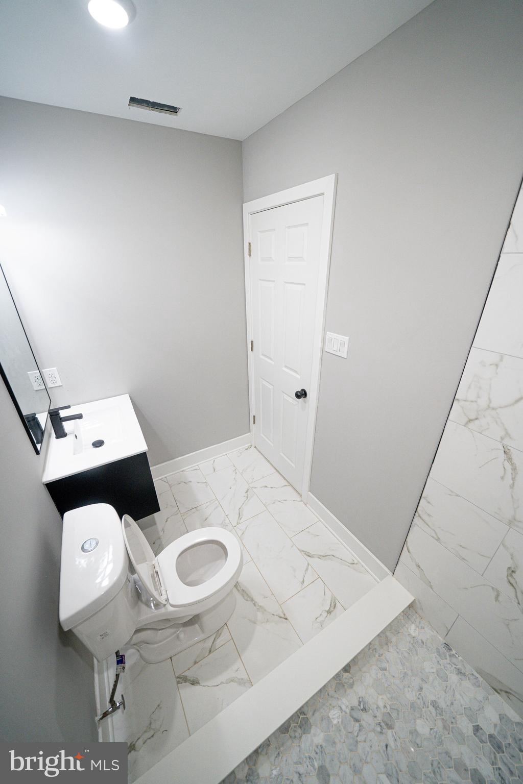 ELKINS PARK - Residential Lease