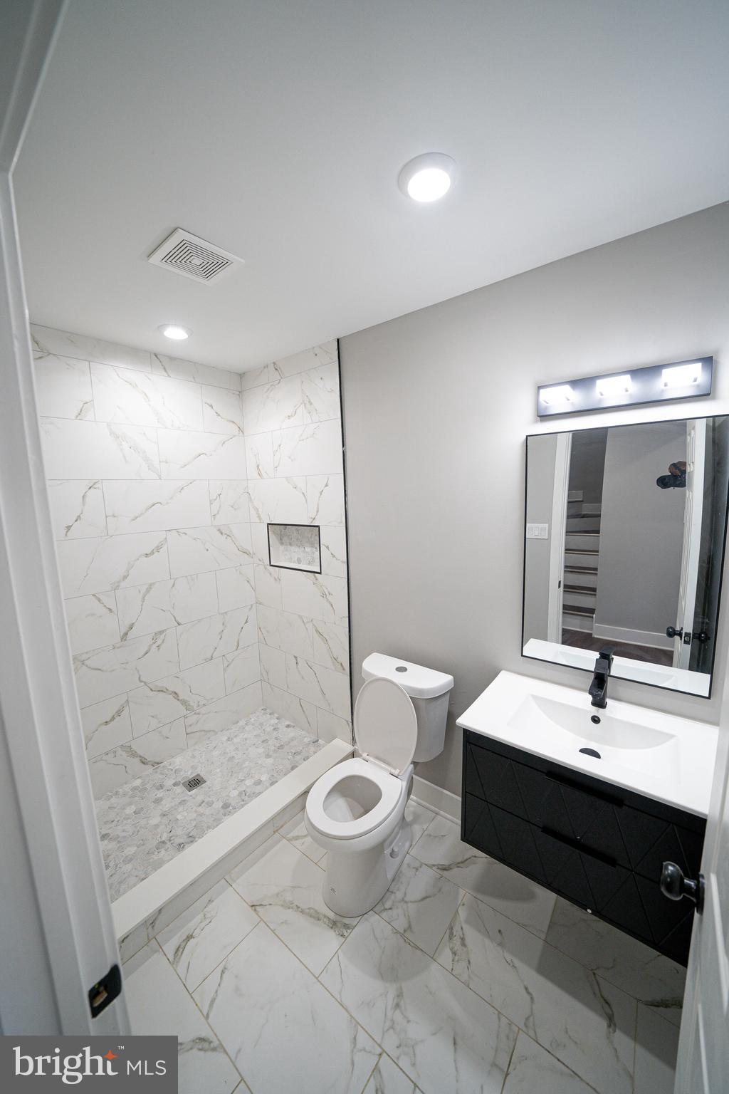 ELKINS PARK - Residential Lease