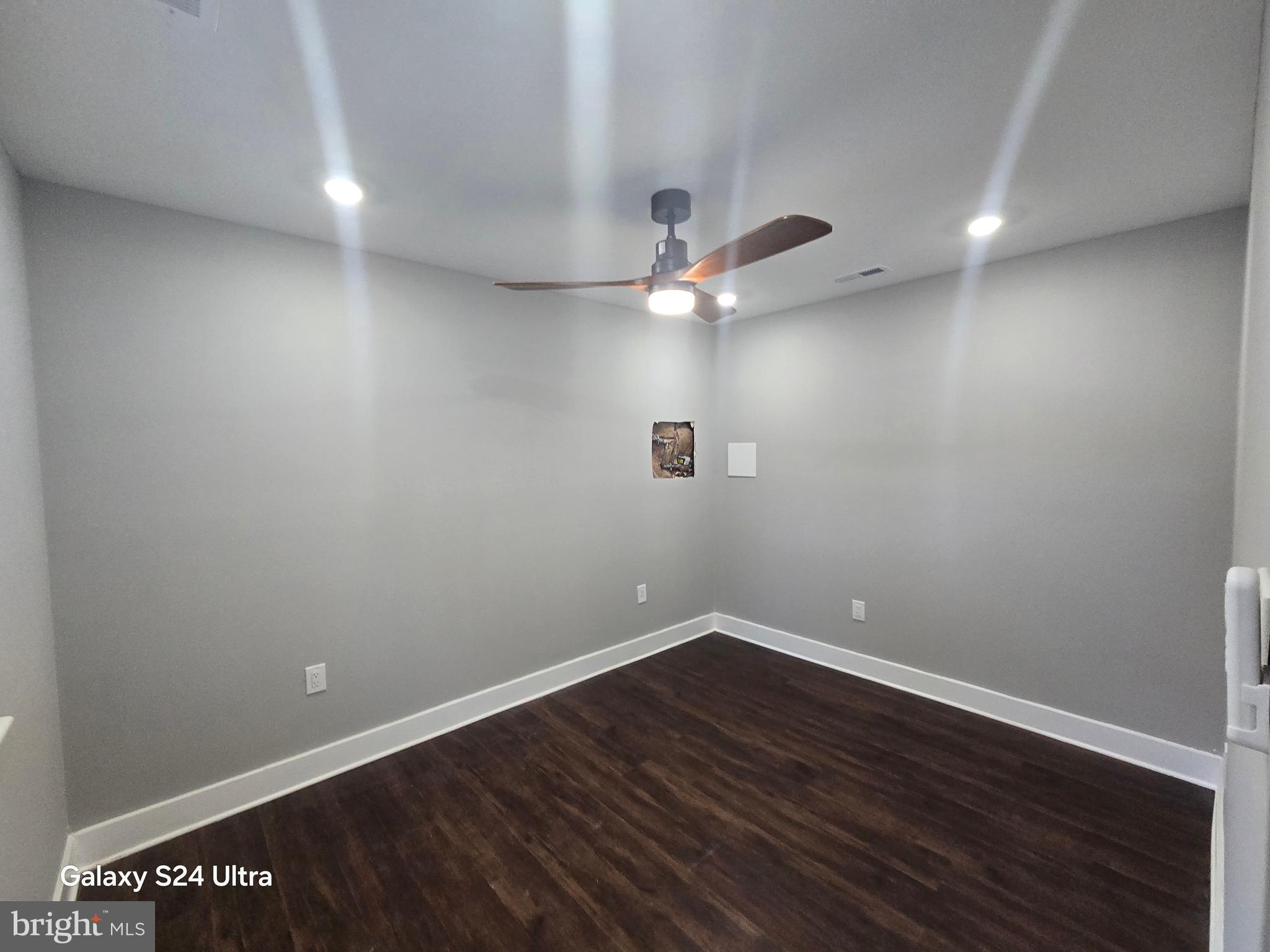 ELKINS PARK - Residential Lease