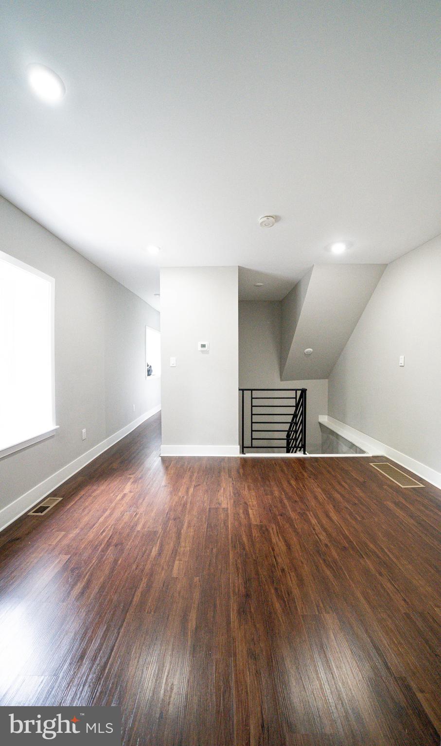 ELKINS PARK - Residential Lease