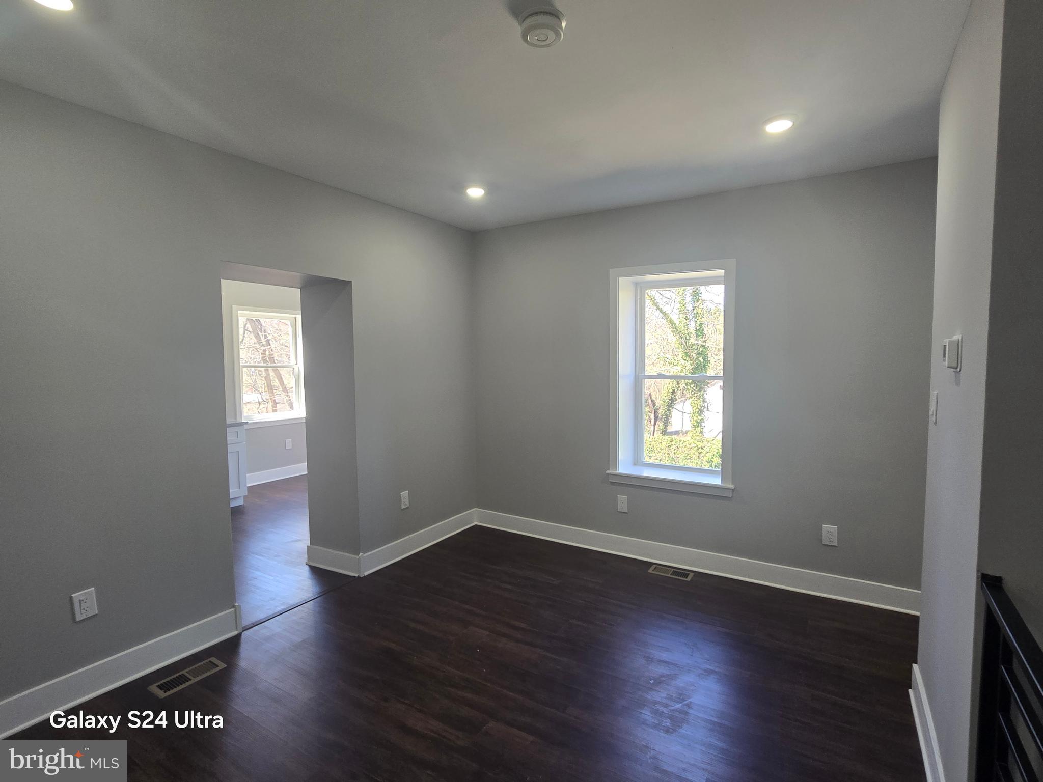 ELKINS PARK - Residential Lease