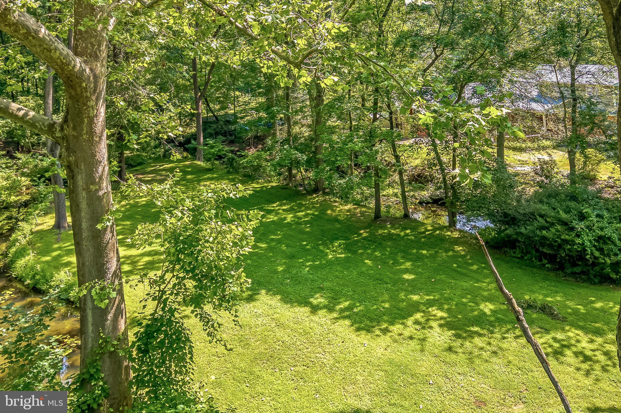 HUNTINGDON VALLEY - Residential