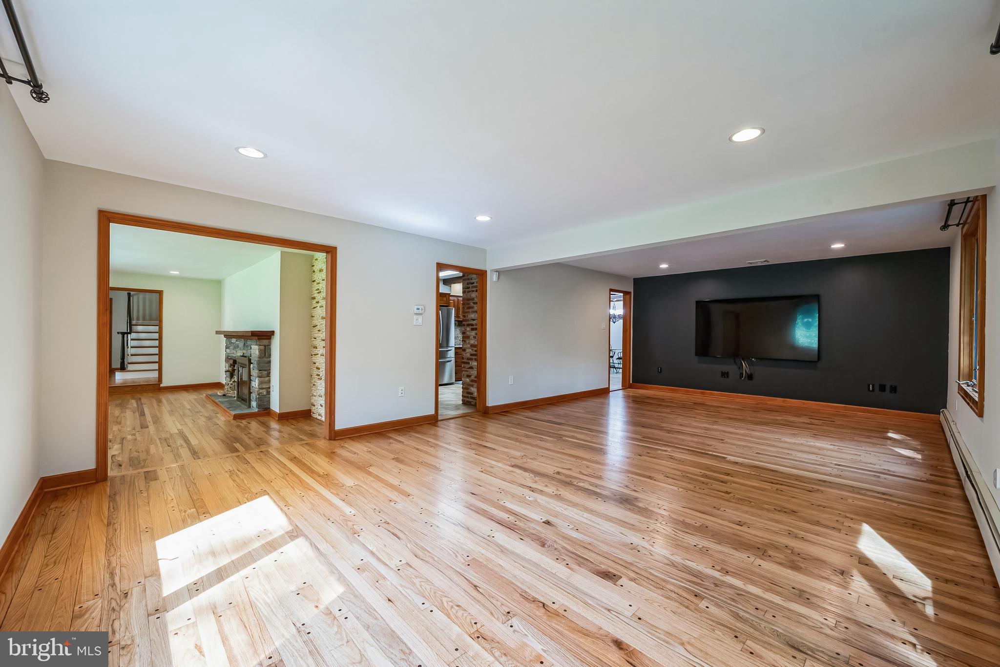 HUNTINGDON VALLEY - Residential