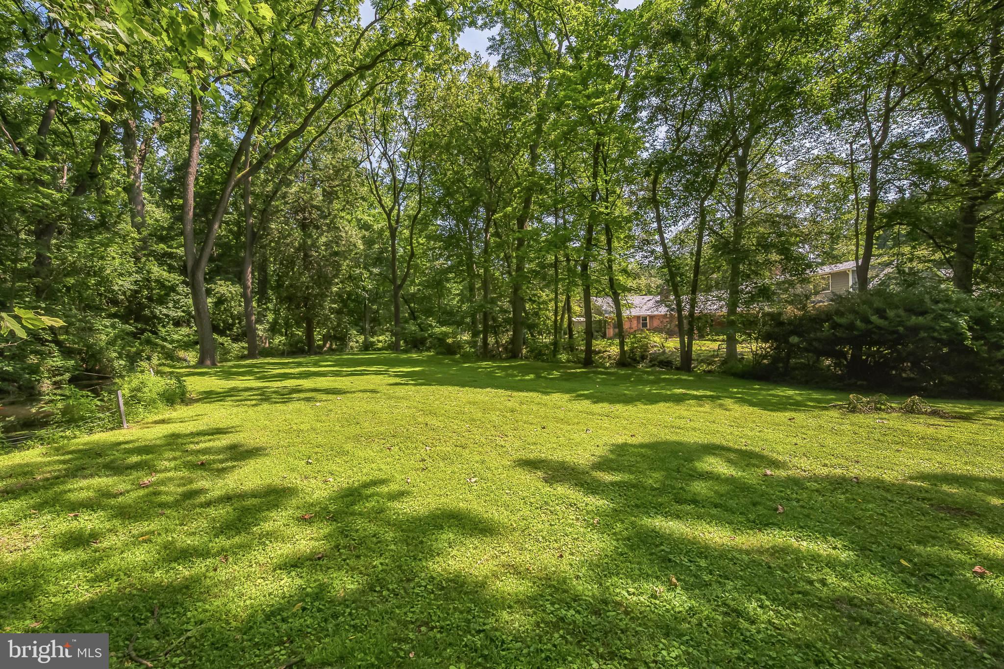 HUNTINGDON VALLEY - Residential