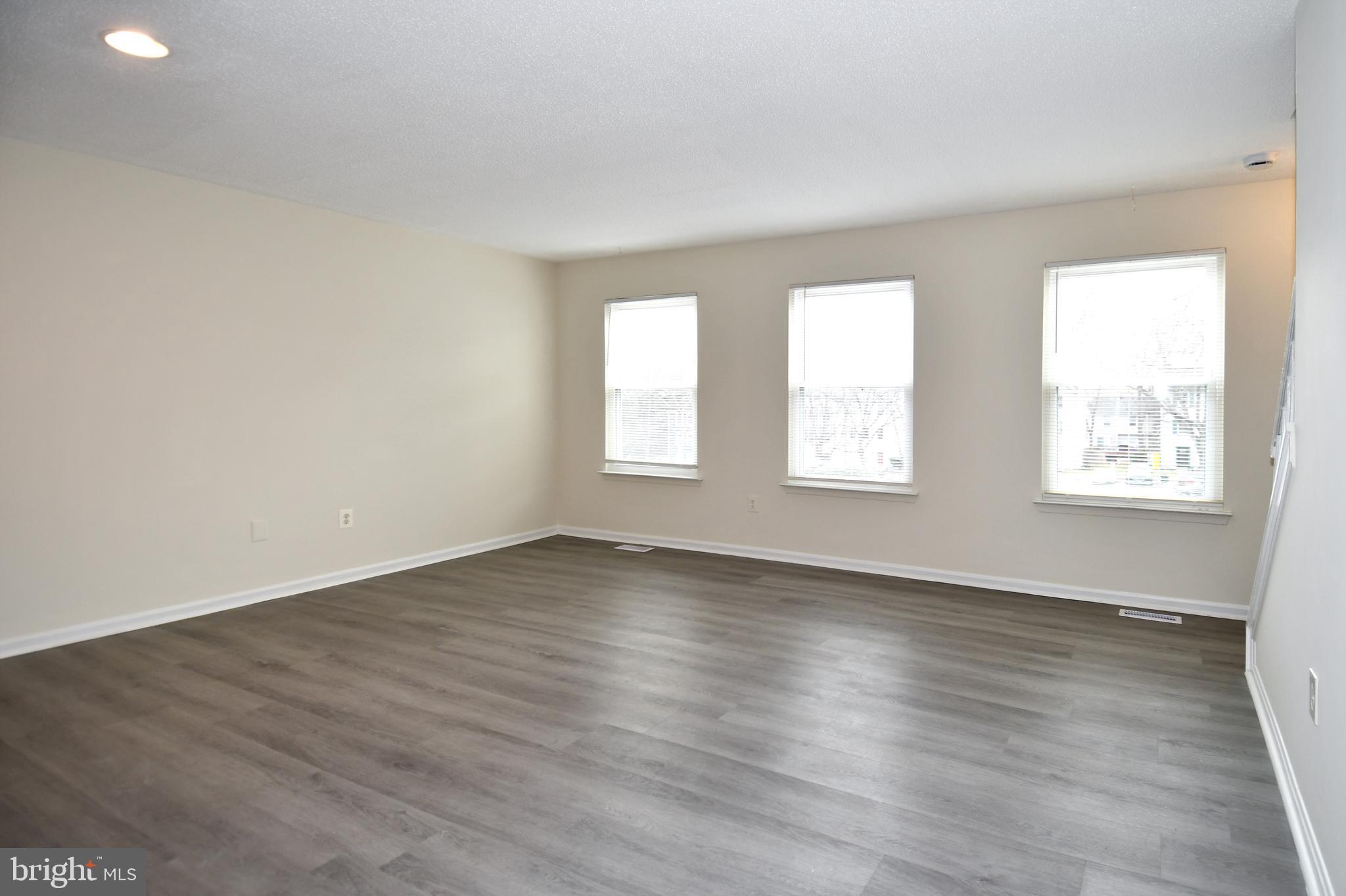 BRANDERMILL - Residential Lease