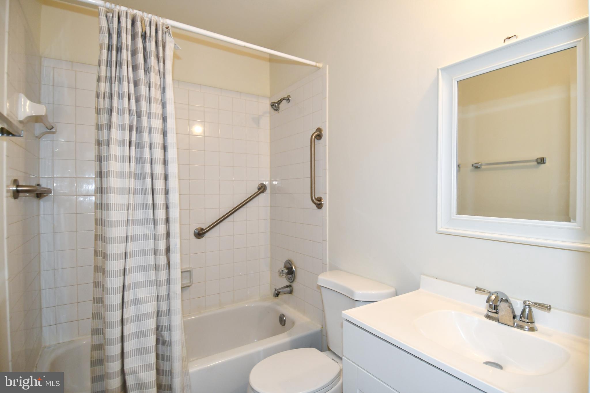 BRANDERMILL - Residential Lease