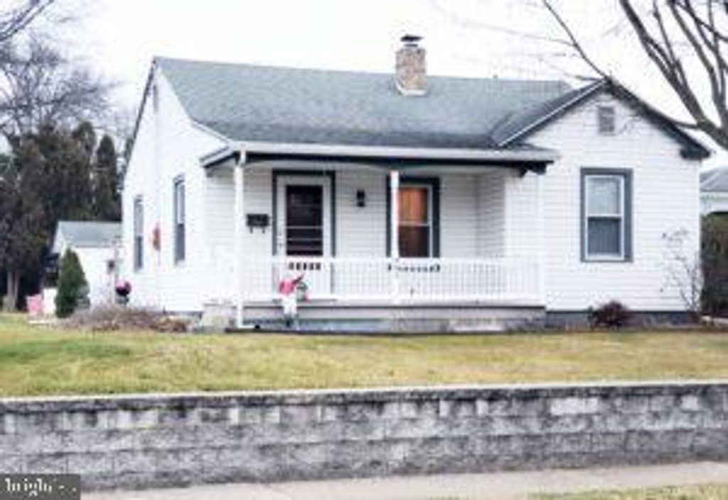Photo of 501 Front Street, Lititz, PA 17543 (MLS # PALA2045390)