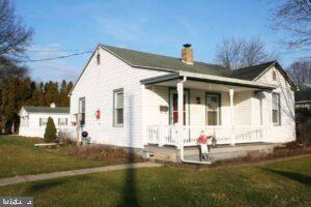 Photo of 501 Front Street, Lititz, PA 17543 (MLS # PALA2045390)