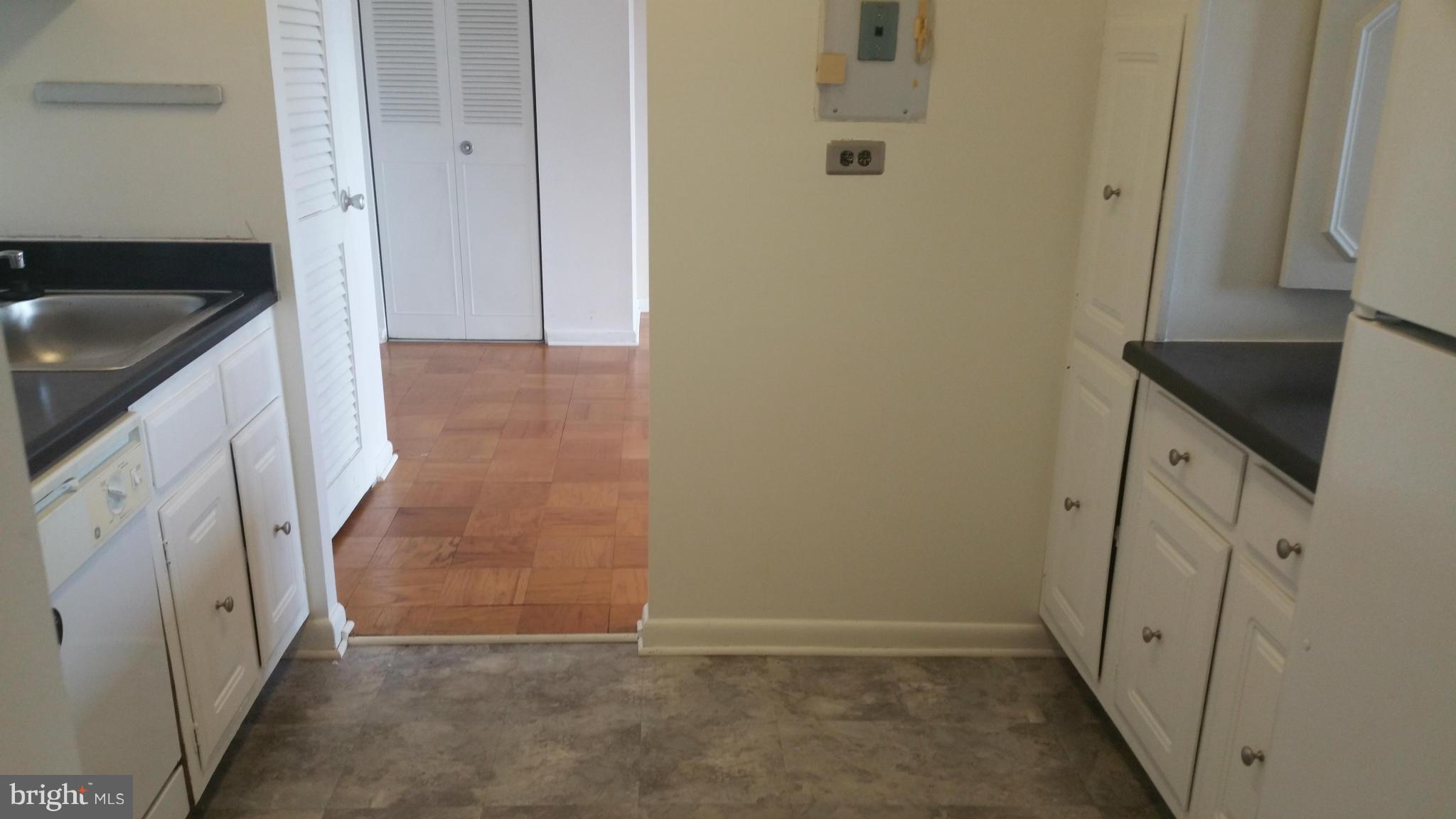 PAVILION ON THE PARK - Residential Lease