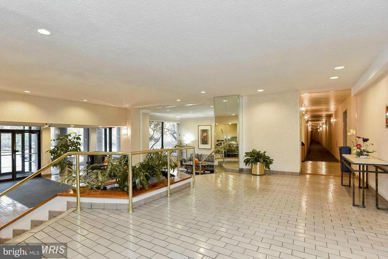 PAVILION ON THE PARK - Residential Lease