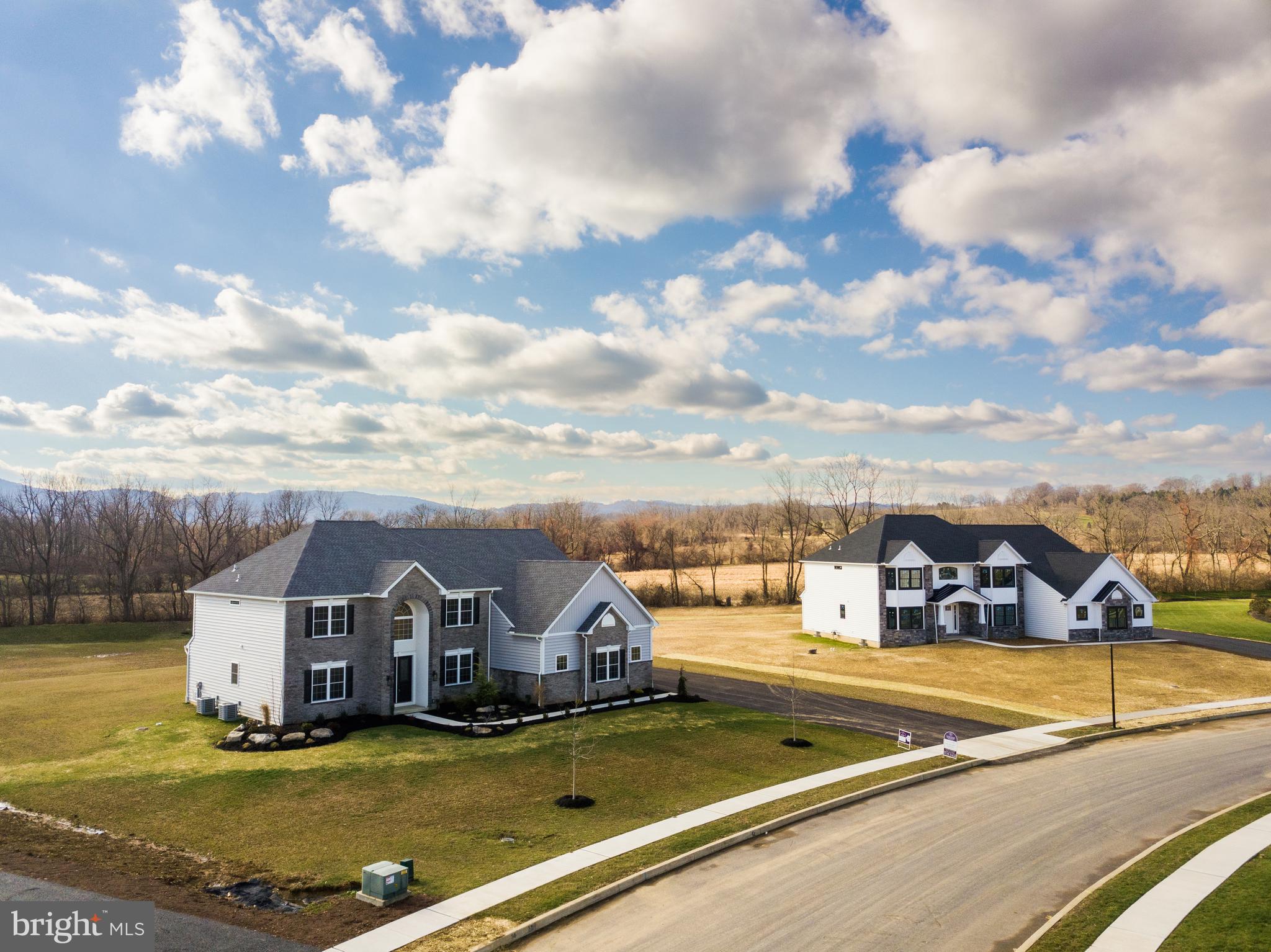 GREEN VALLEY CROSS - Residential