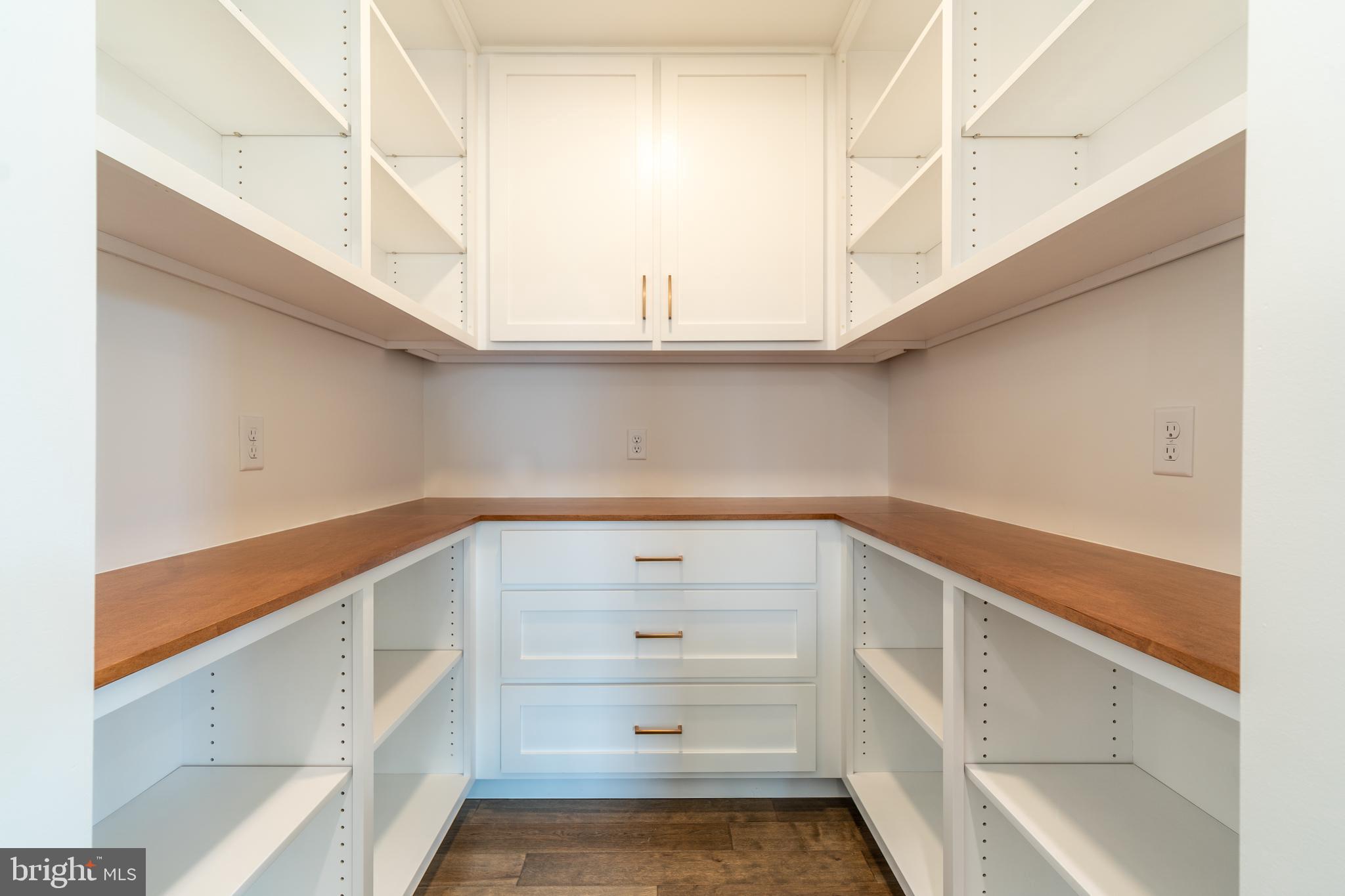 GREEN VALLEY CROSS - Residential