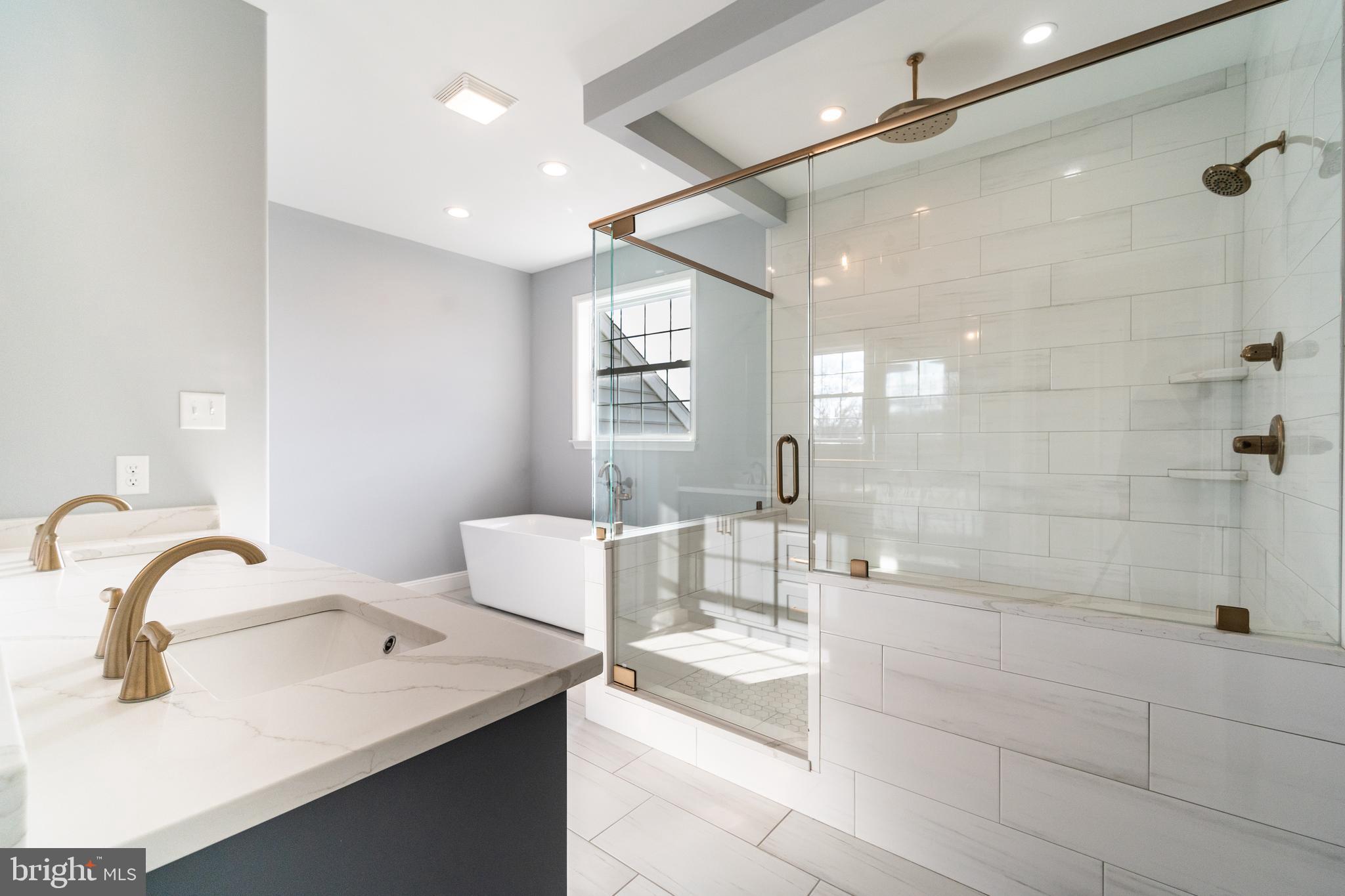 GREEN VALLEY CROSS - Residential