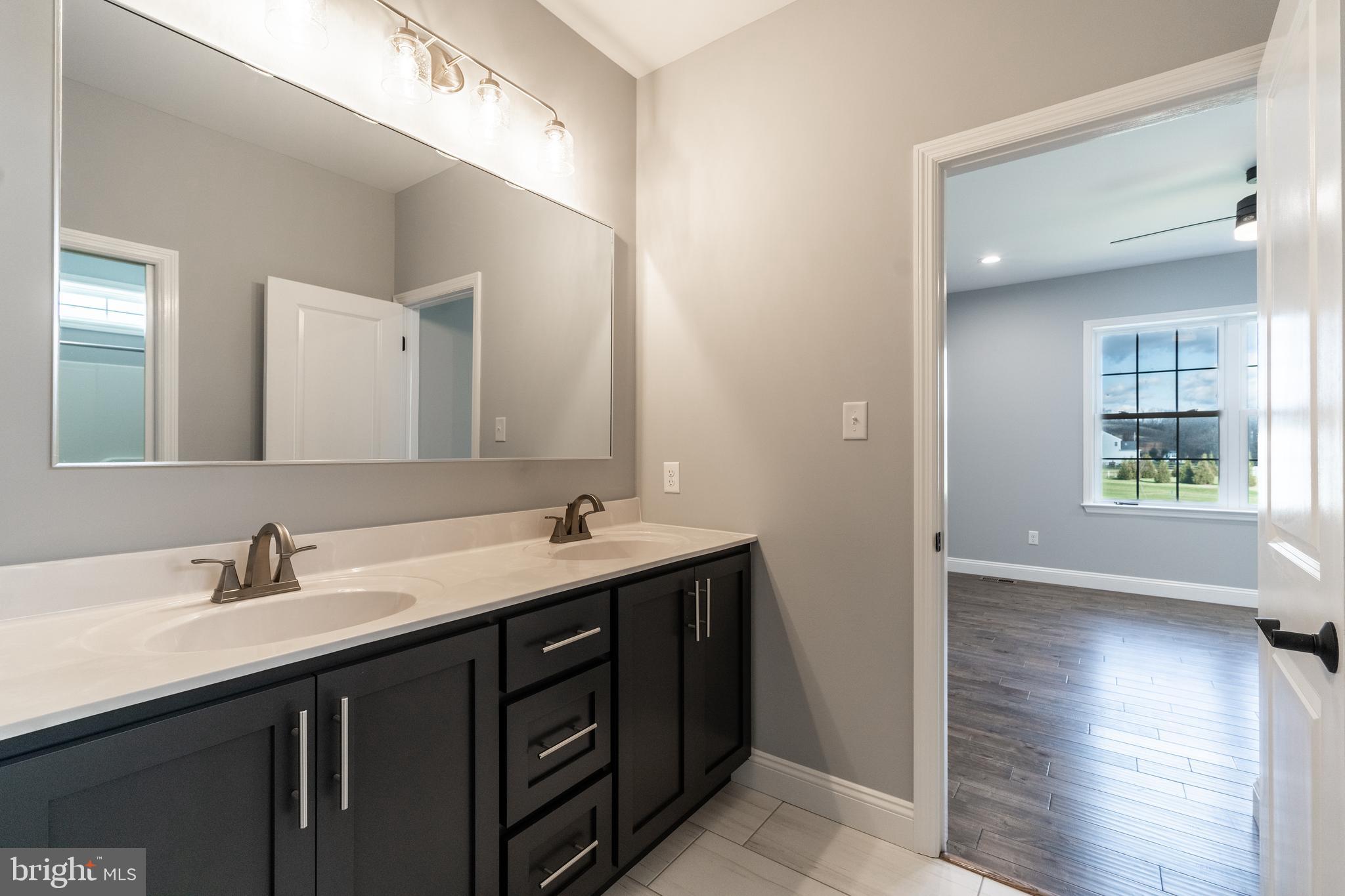 GREEN VALLEY CROSS - Residential