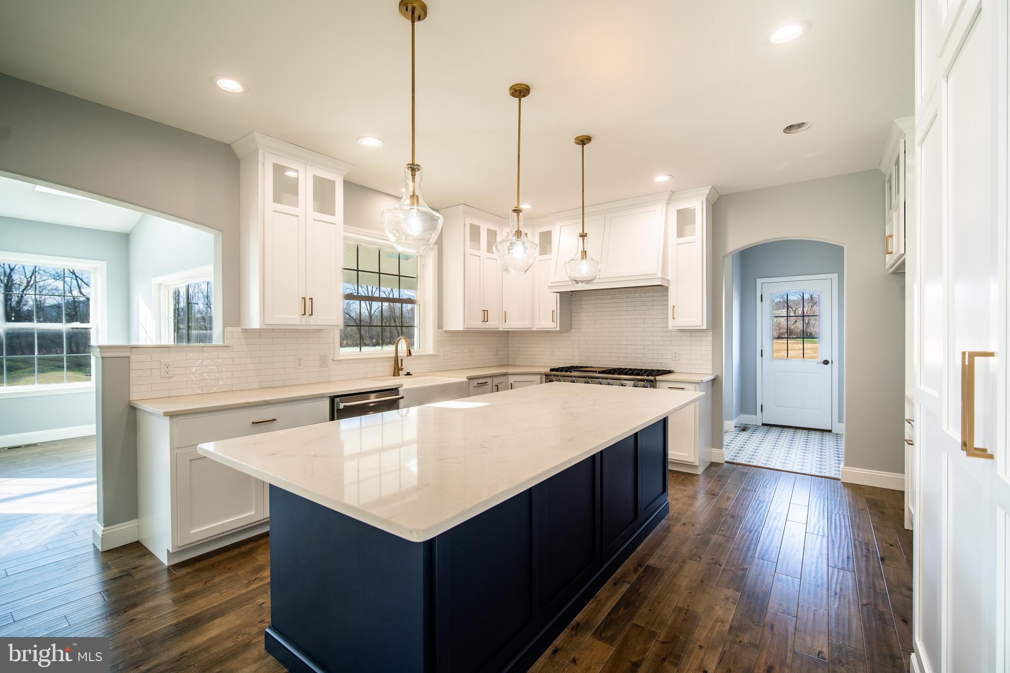 GREEN VALLEY CROSS - Residential