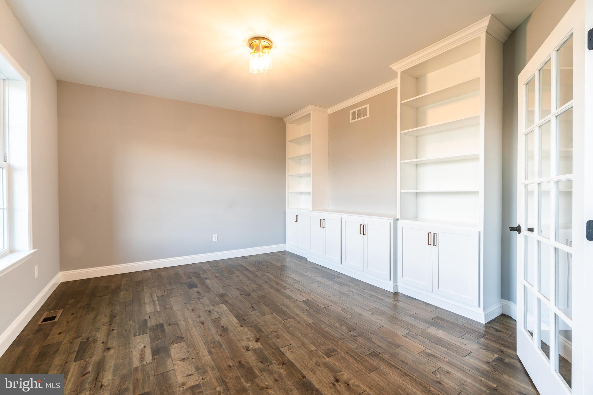 GREEN VALLEY CROSS - Residential