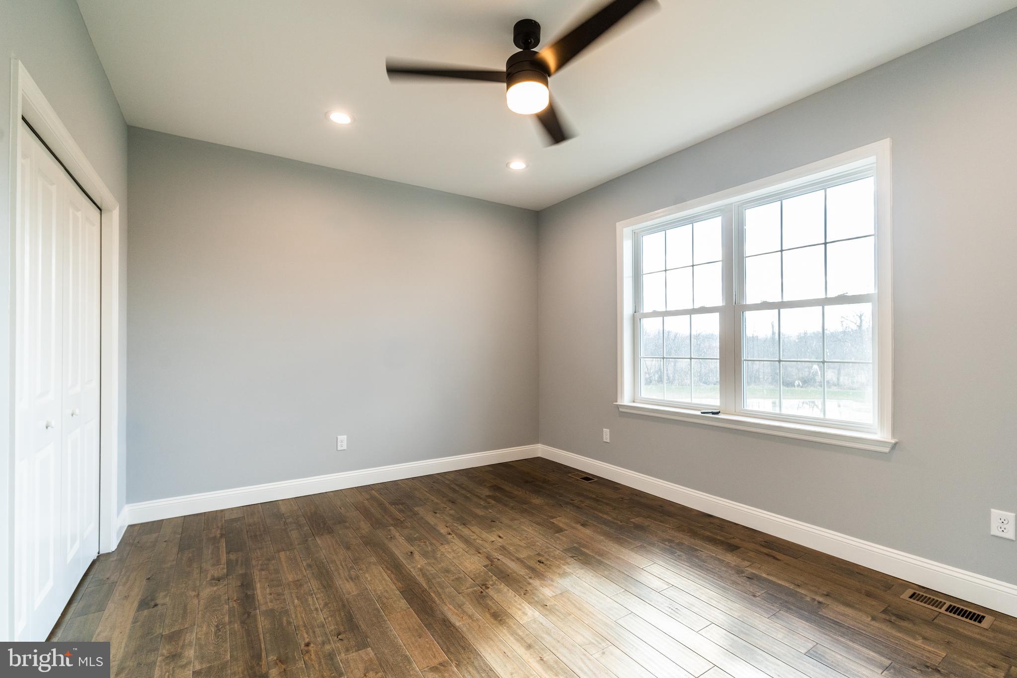 GREEN VALLEY CROSS - Residential