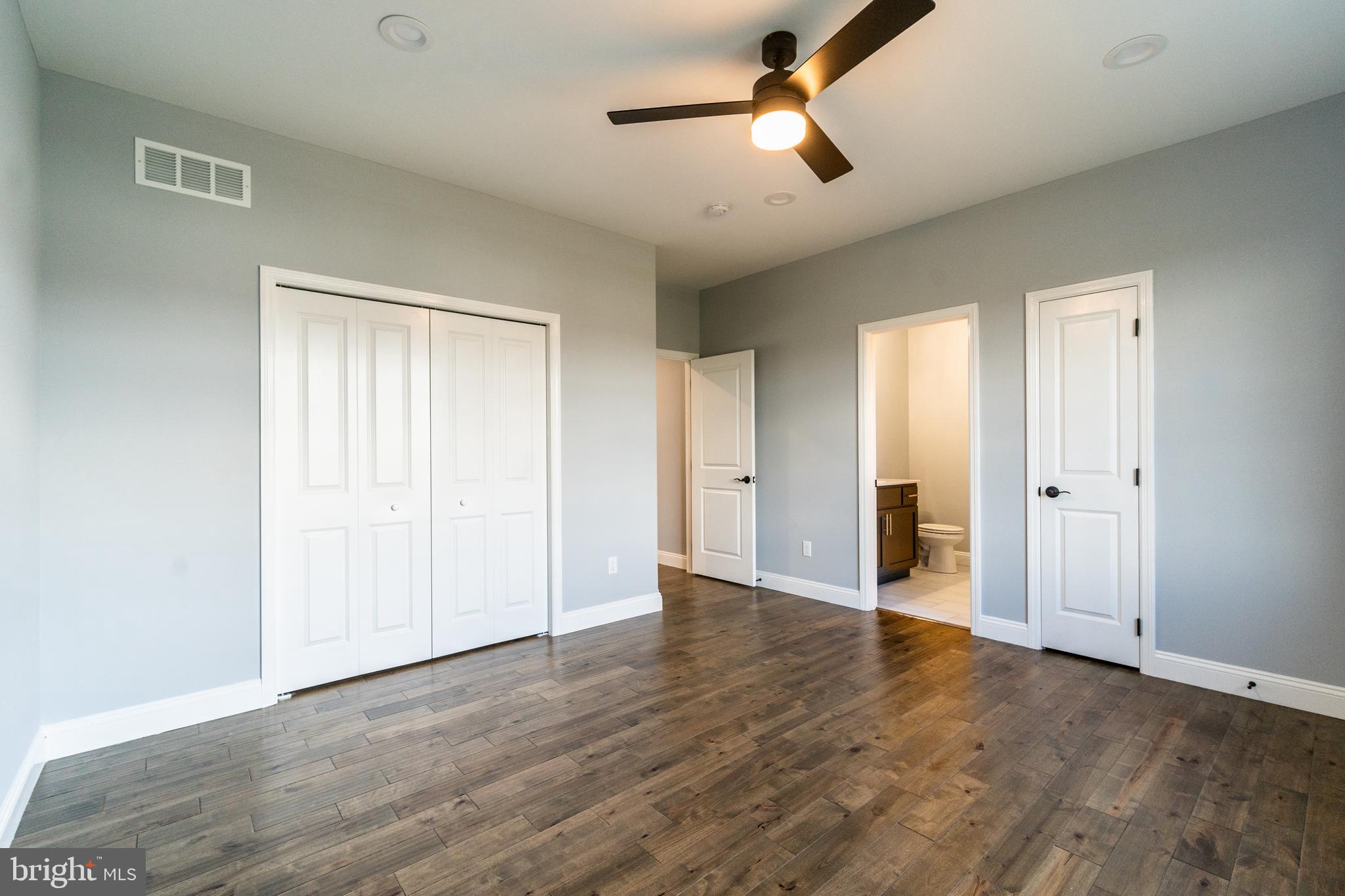 GREEN VALLEY CROSS - Residential