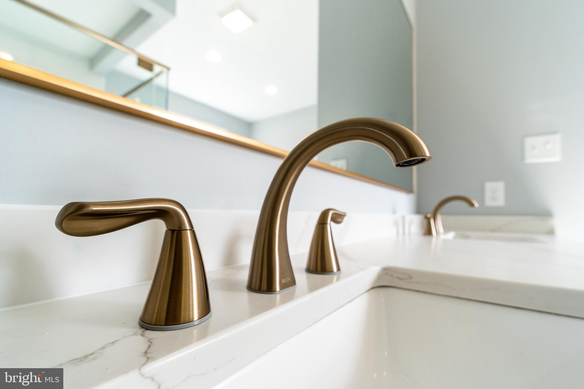 GREEN VALLEY CROSS - Residential