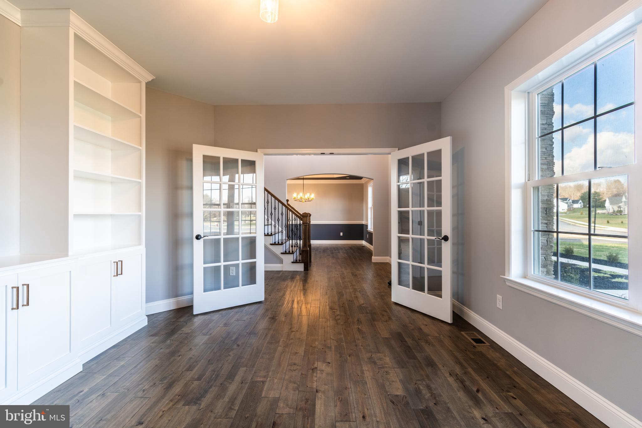 GREEN VALLEY CROSS - Residential