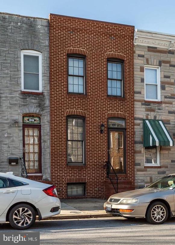 LOCUST POINT - Residential