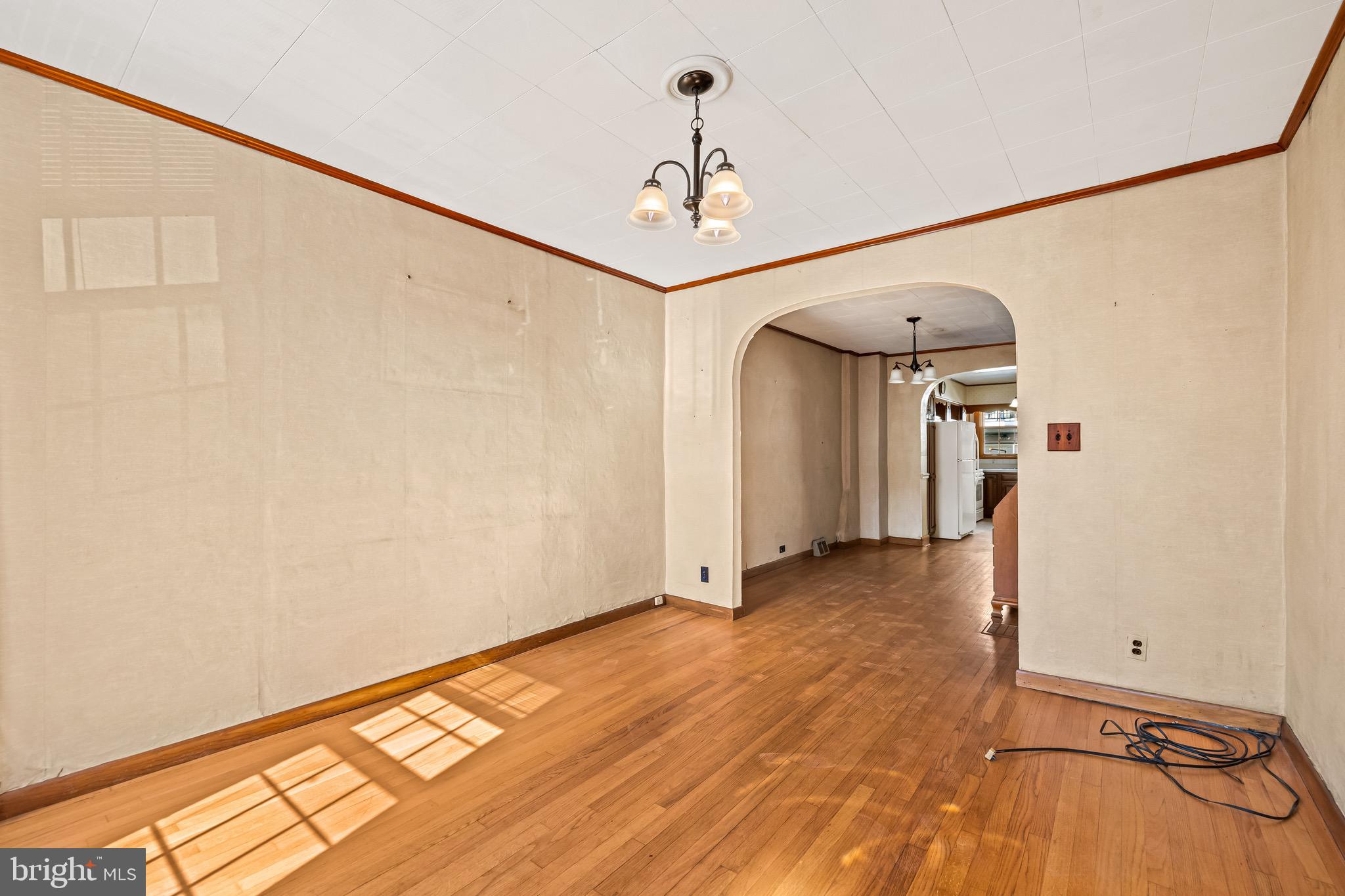 LOCUST POINT - Residential