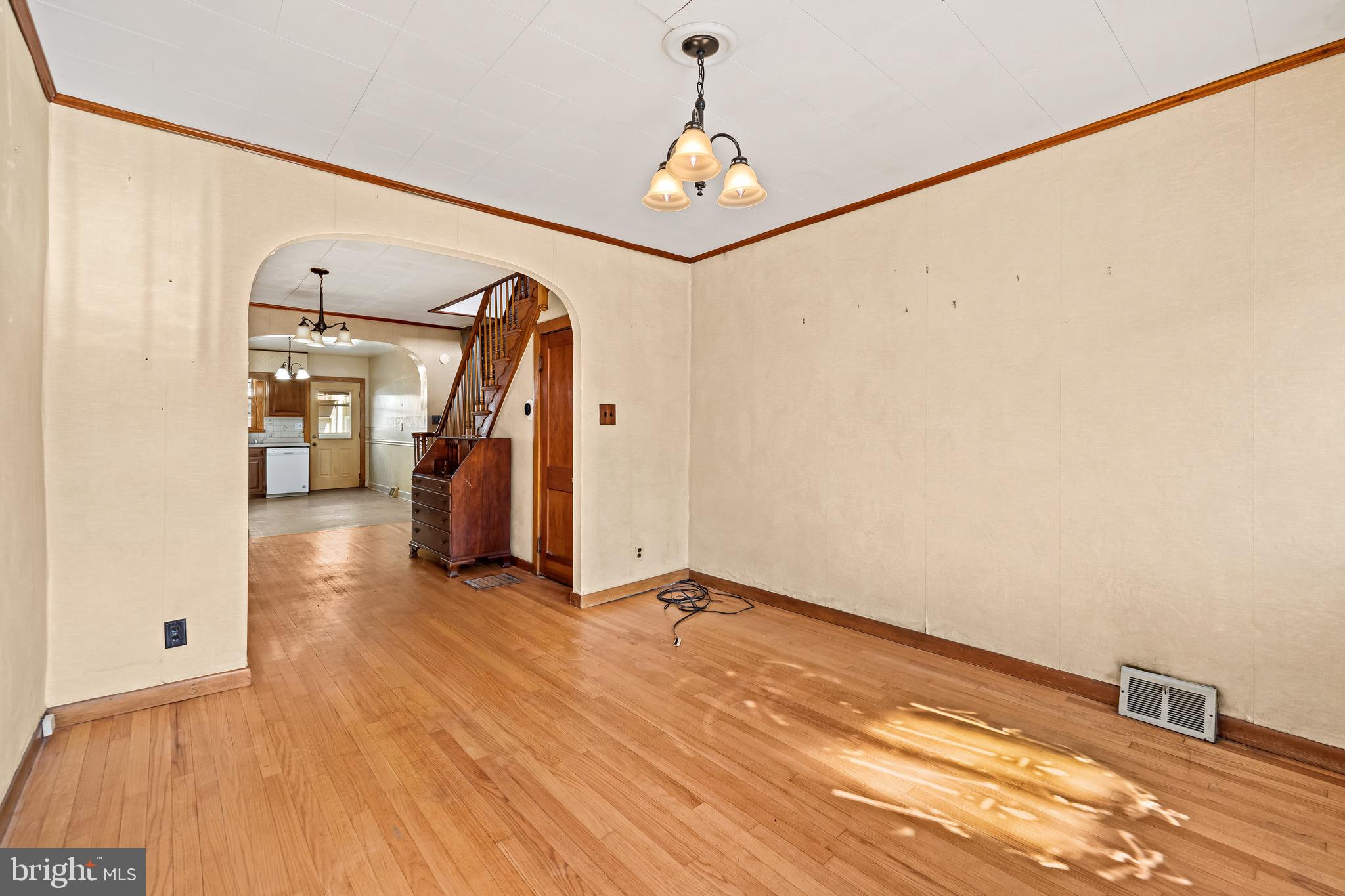 LOCUST POINT - Residential