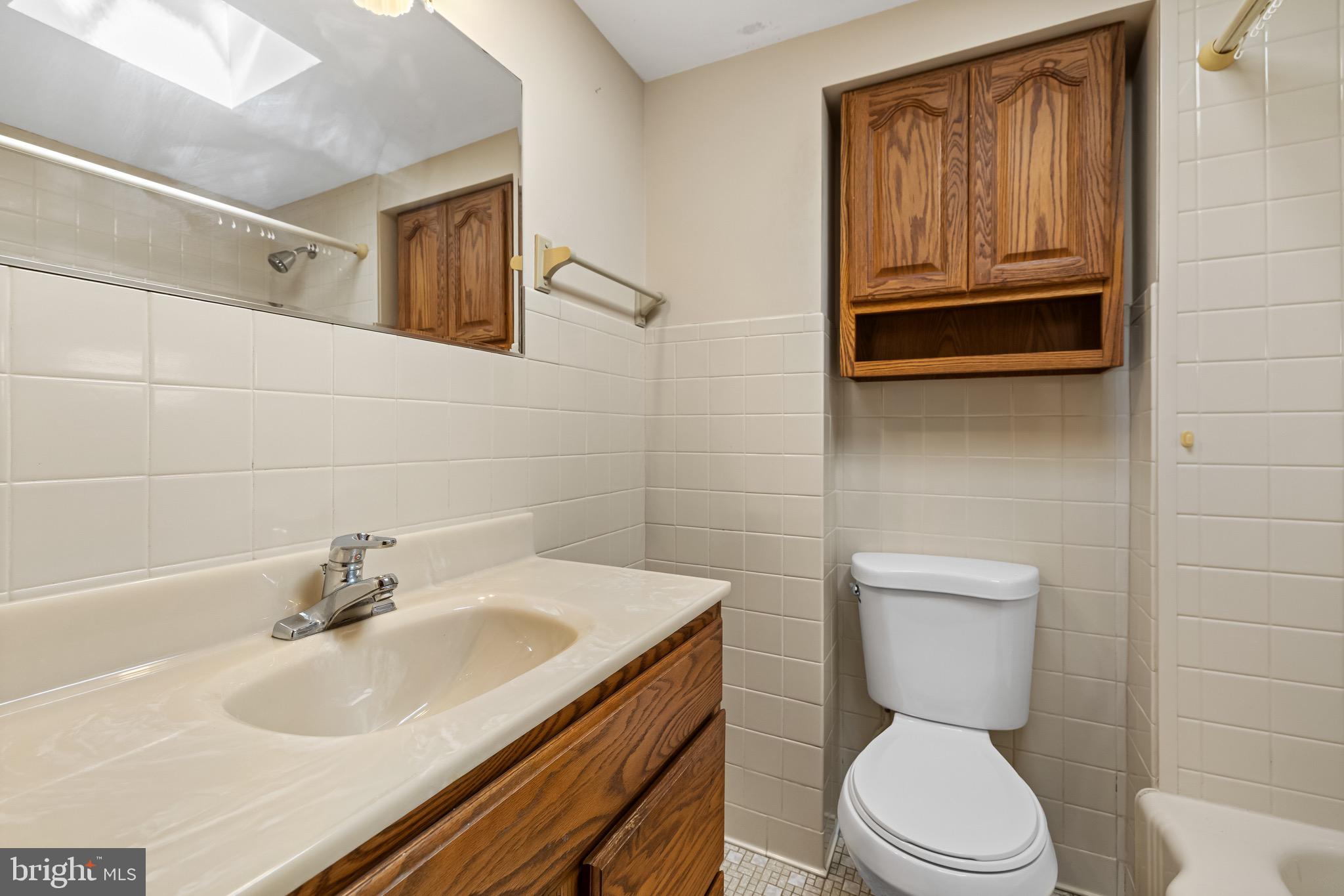 LOCUST POINT - Residential