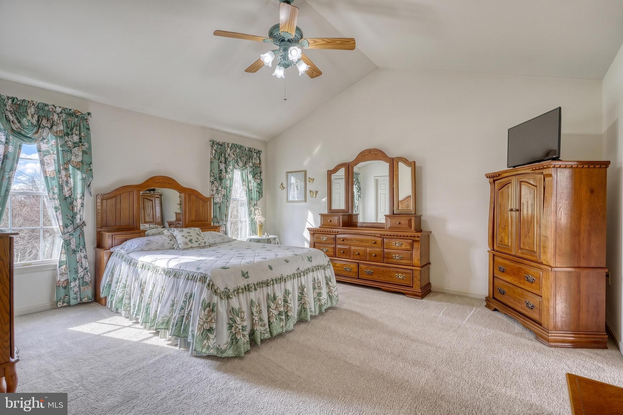 WALNUT POINT - Residential