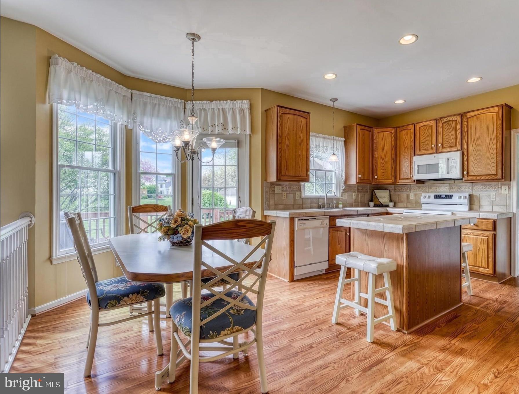 WALNUT POINT - Residential