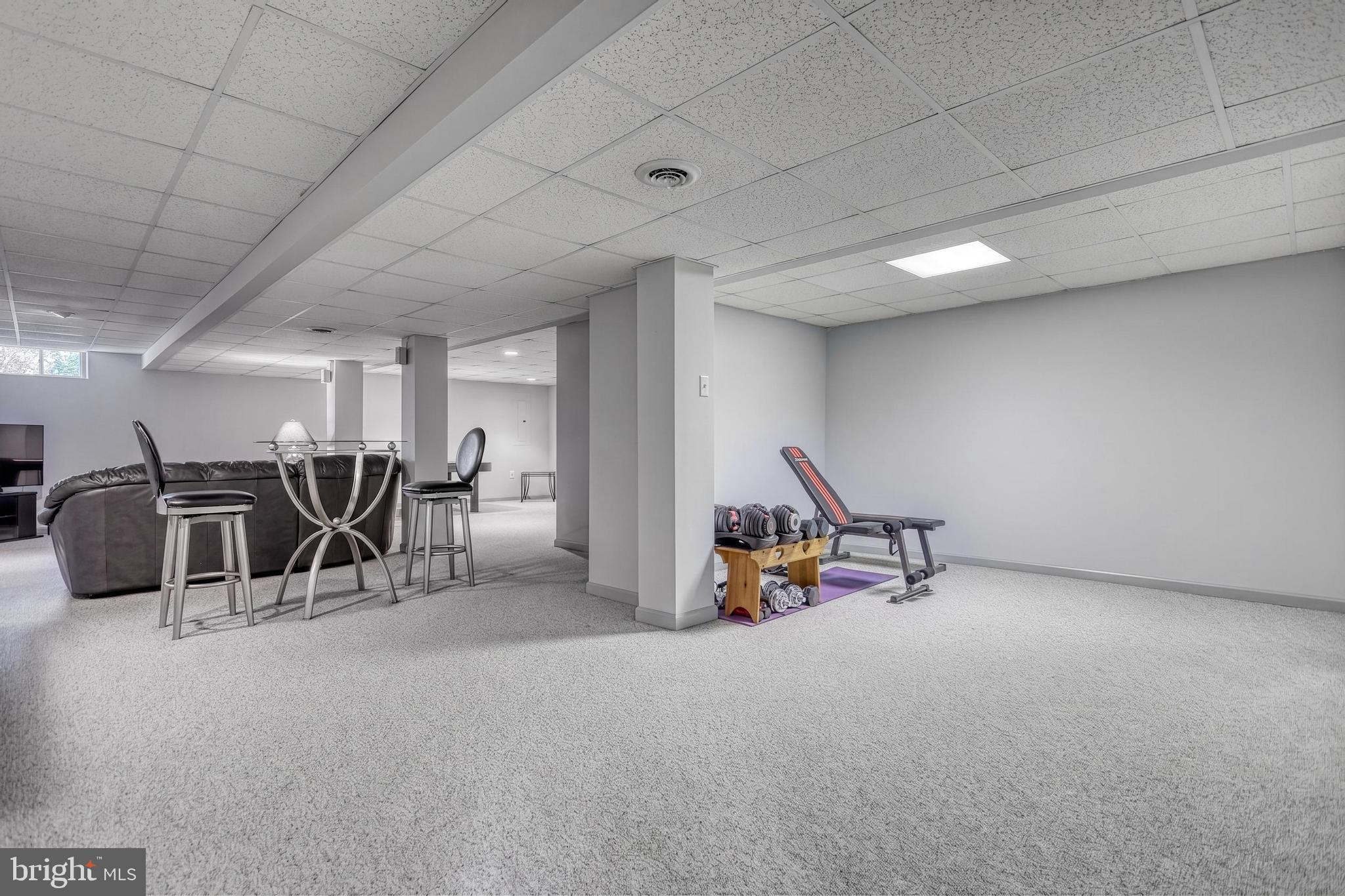 WALNUT POINT - Residential