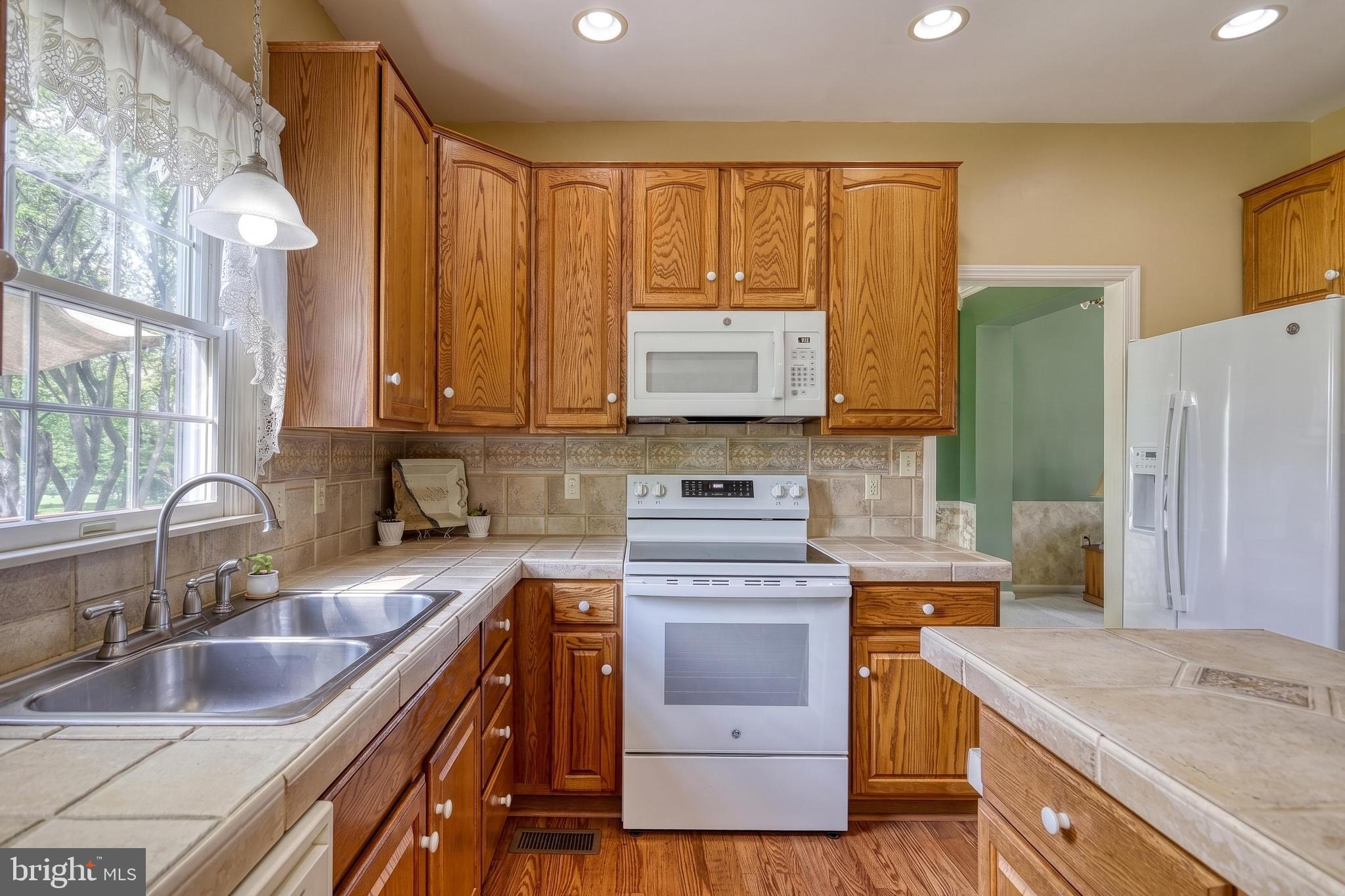 WALNUT POINT - Residential