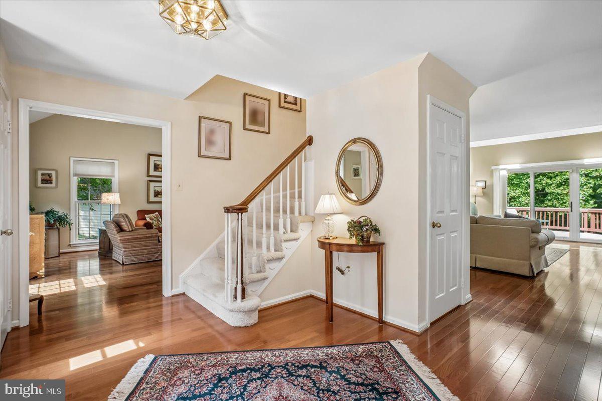 7606 RUSTLE RIDGE COURT