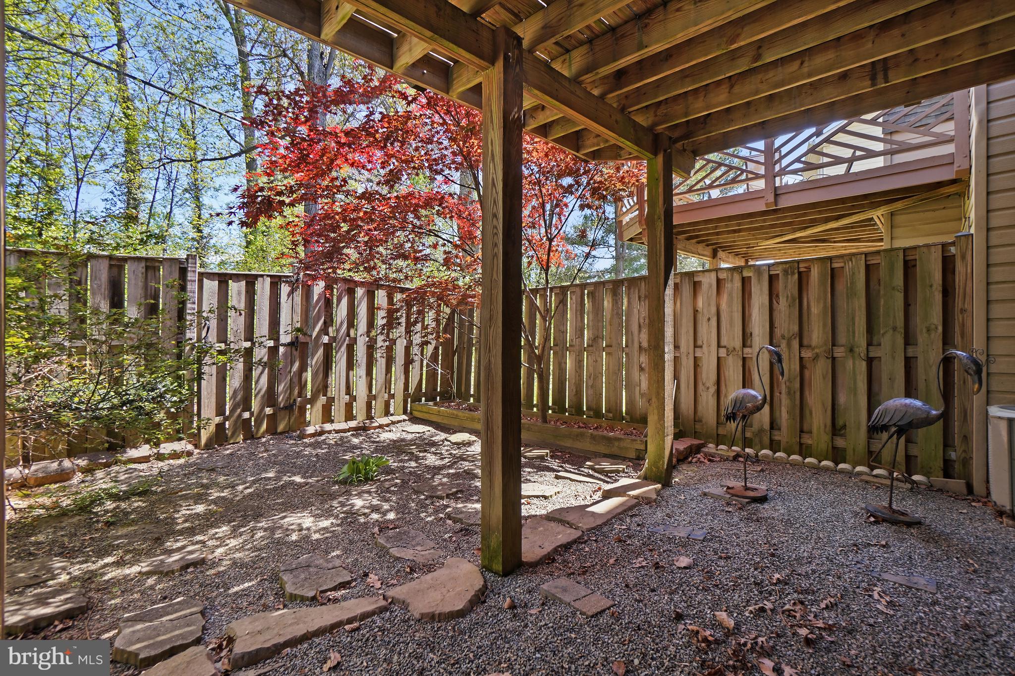 TOWNES AT CHESTNUT OAKS - Residential