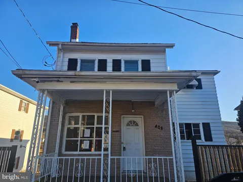 MLS: PADA2043146