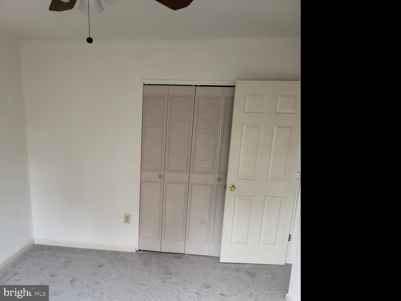 COUNTRY SCENE - Residential